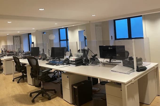 After-hours offices by Rea's Cleaning Services